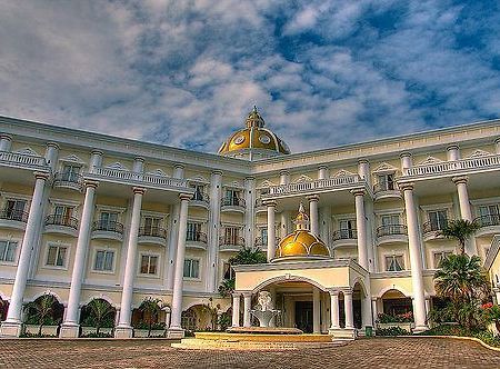 Yasmin Hotel Puncak Exterior photo